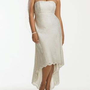 Brand New David's Bridal size 16w wedding dress